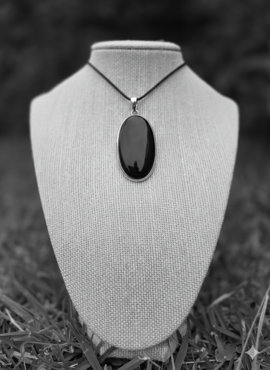 Oval Black Onyx Pendant